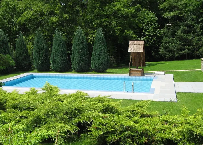 Club Visson 4* Kostryna